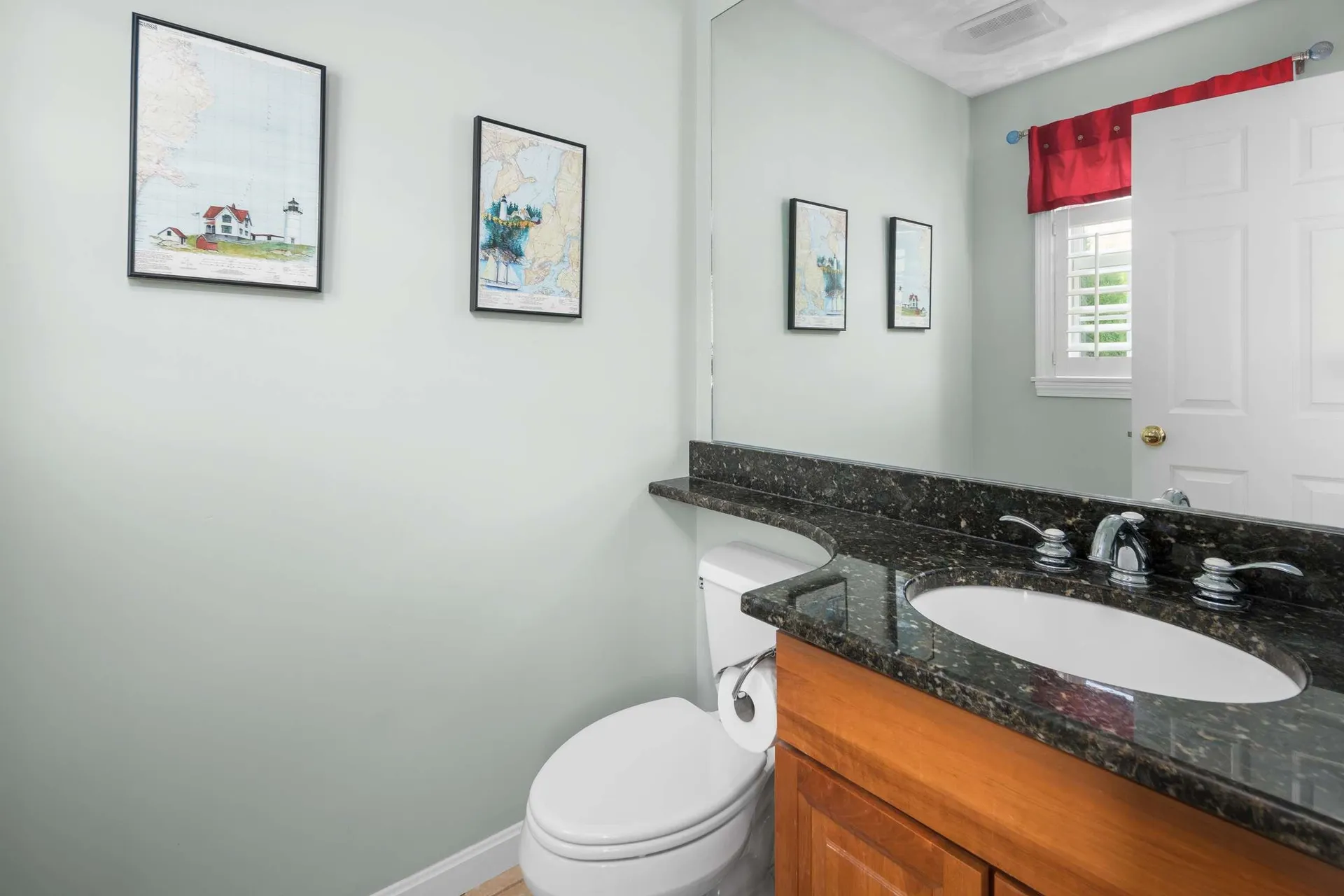 1413 Post Road Wells ME 04090-4517