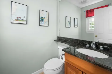 1413 Post Road Wells ME 04090-4517