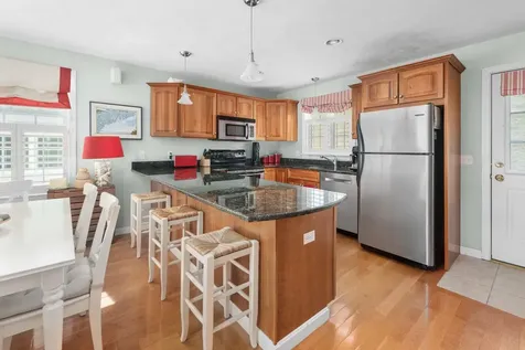 1413 Post Road Wells ME 04090-4517