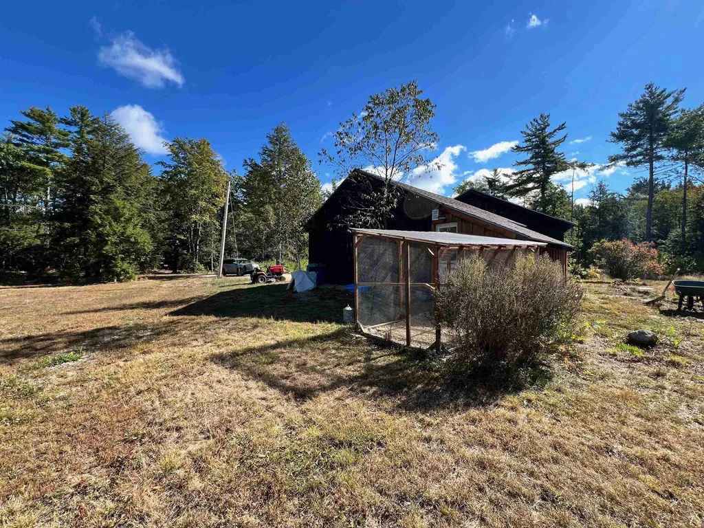 567 Nh Route 137 Harrisville NH 03450-5015