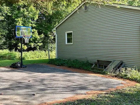 22 Lawrence Heights Jericho VT 05465