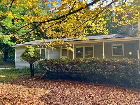 22 Lawrence Heights Jericho VT 05465