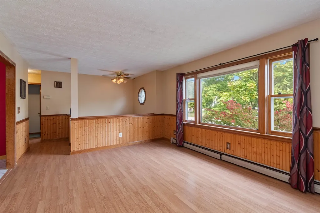 10 Kim Lane Milton VT 05468