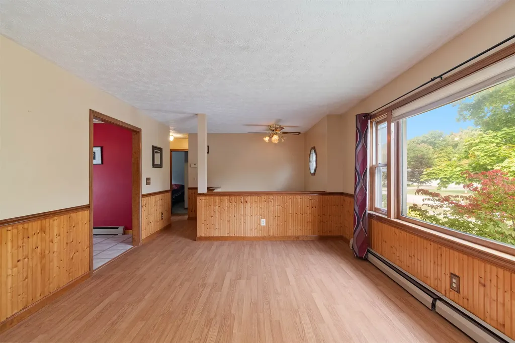 10 Kim Lane Milton VT 05468