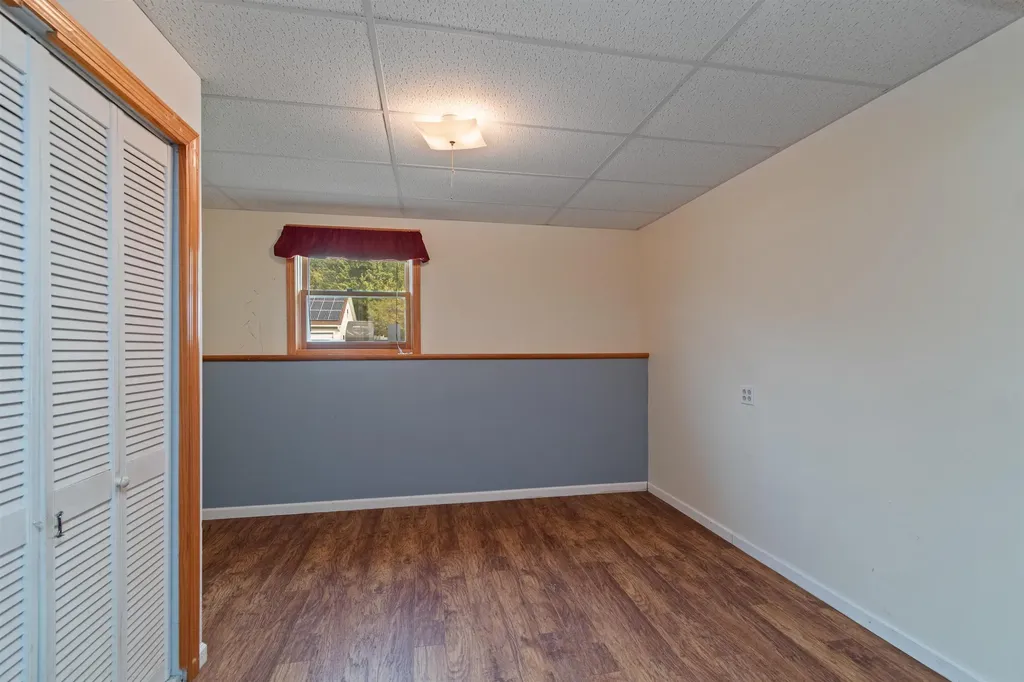 10 Kim Lane Milton VT 05468