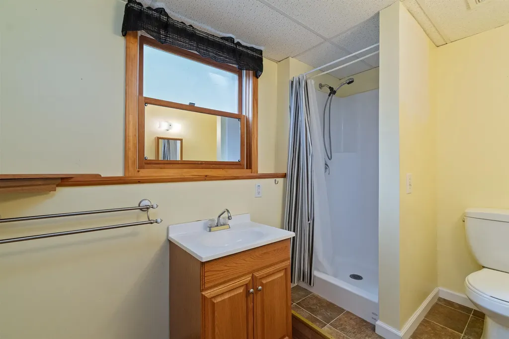 10 Kim Lane Milton VT 05468