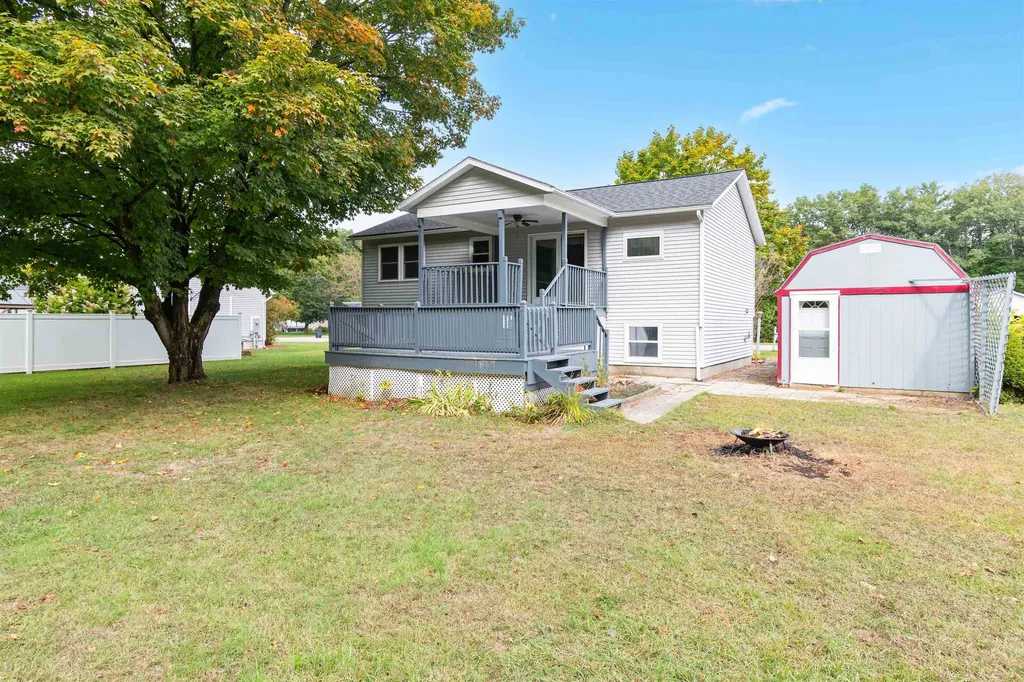 10 Kim Lane Milton VT 05468