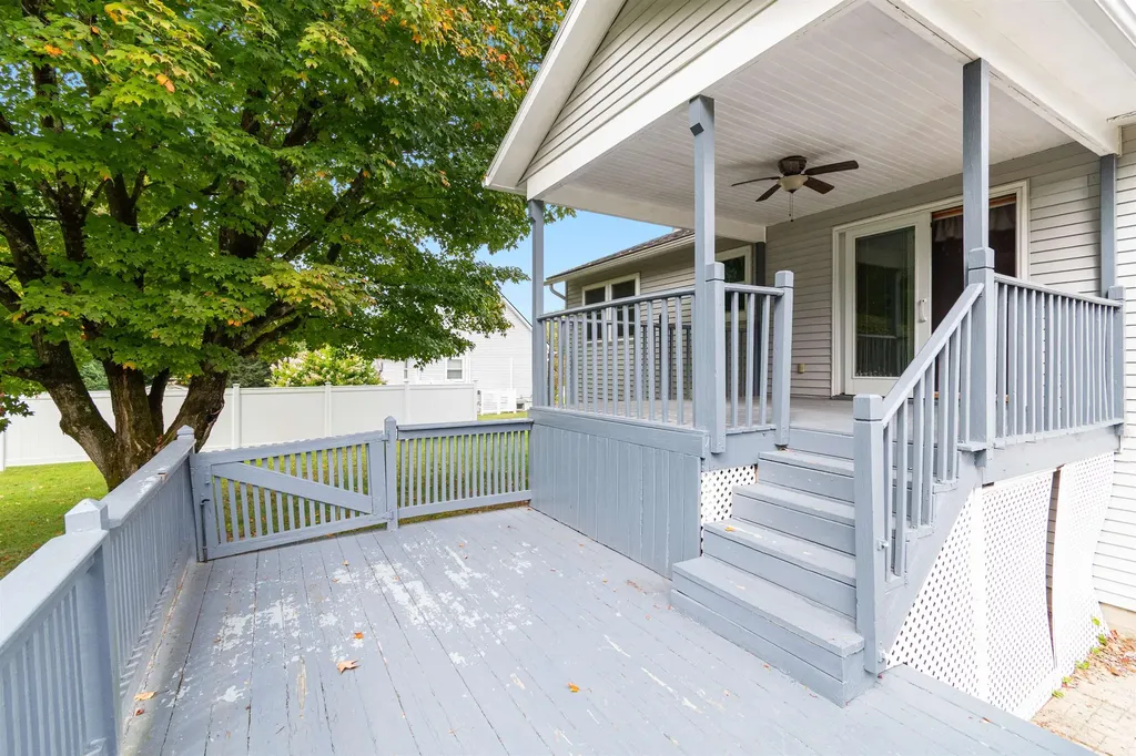 10 Kim Lane Milton VT 05468