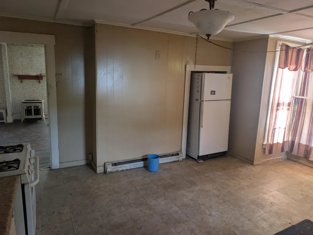 27 Highland Street Rochester NH 03868