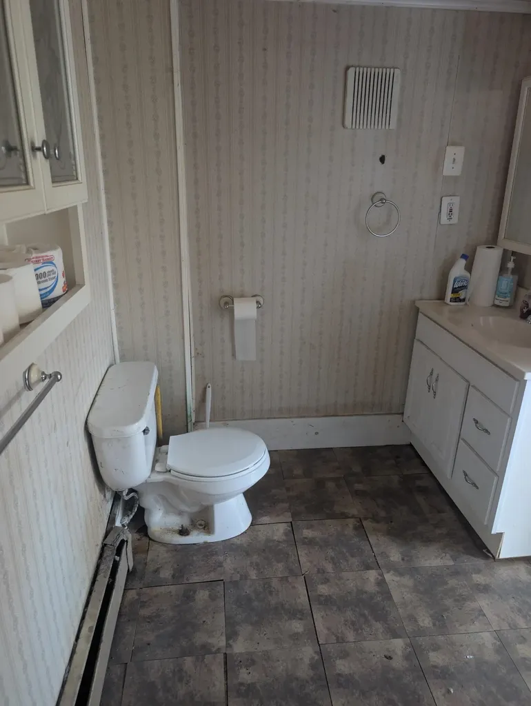 27 Highland Street Rochester NH 03868