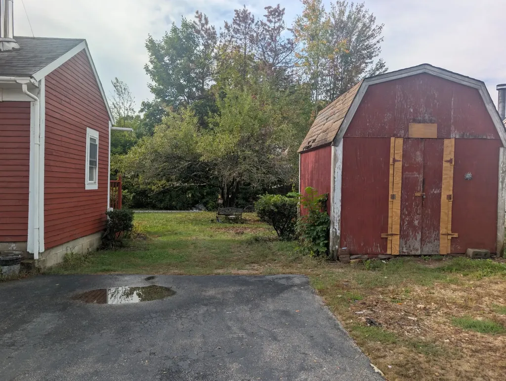 27 Highland Street Rochester NH 03868