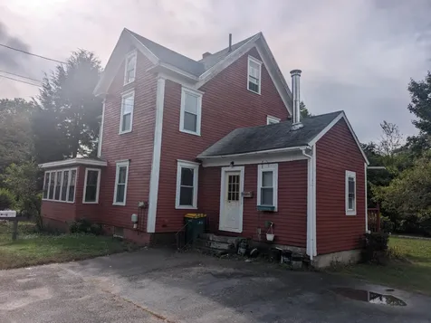 27 Highland Street Rochester NH 03868
