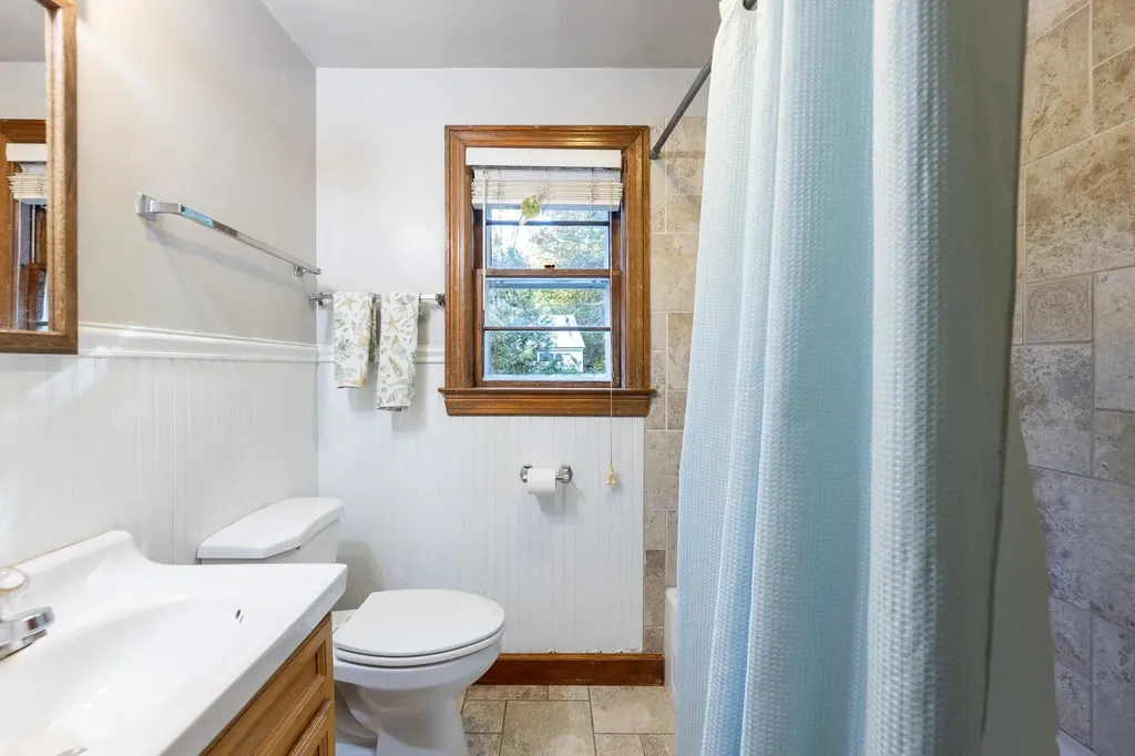 260 Highland Avenue Hartford VT 05001