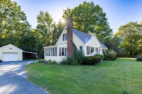 260 Highland Avenue Hartford VT 05001