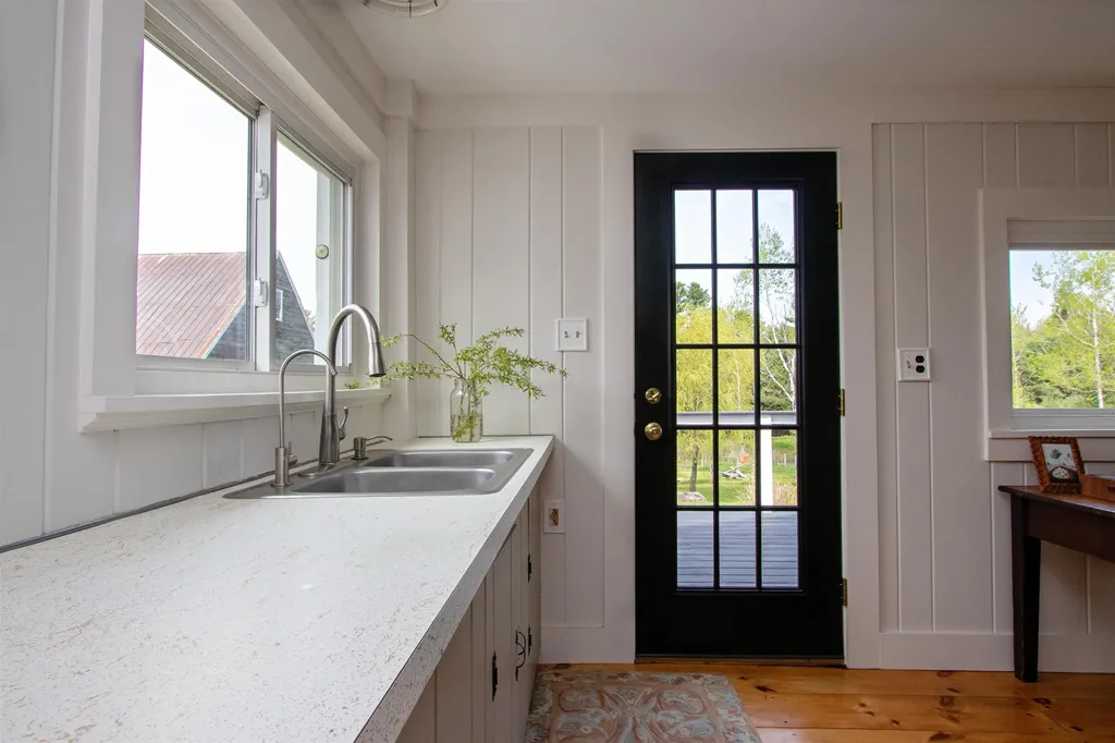 87 Porter Road Bath NH 03740