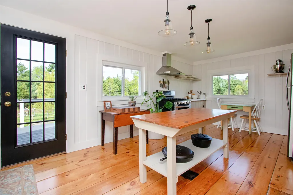 87 Porter Road Bath NH 03740