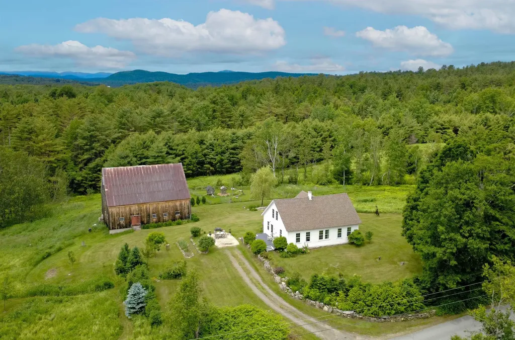 87 Porter Road Bath NH 03740