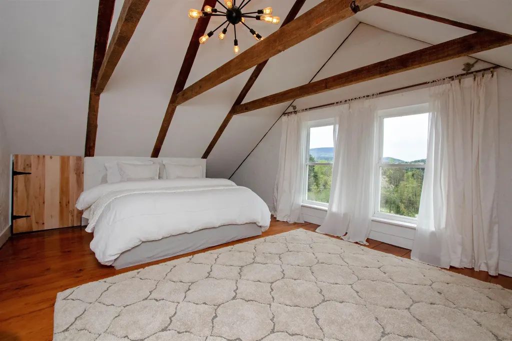 87 Porter Road Bath NH 03740