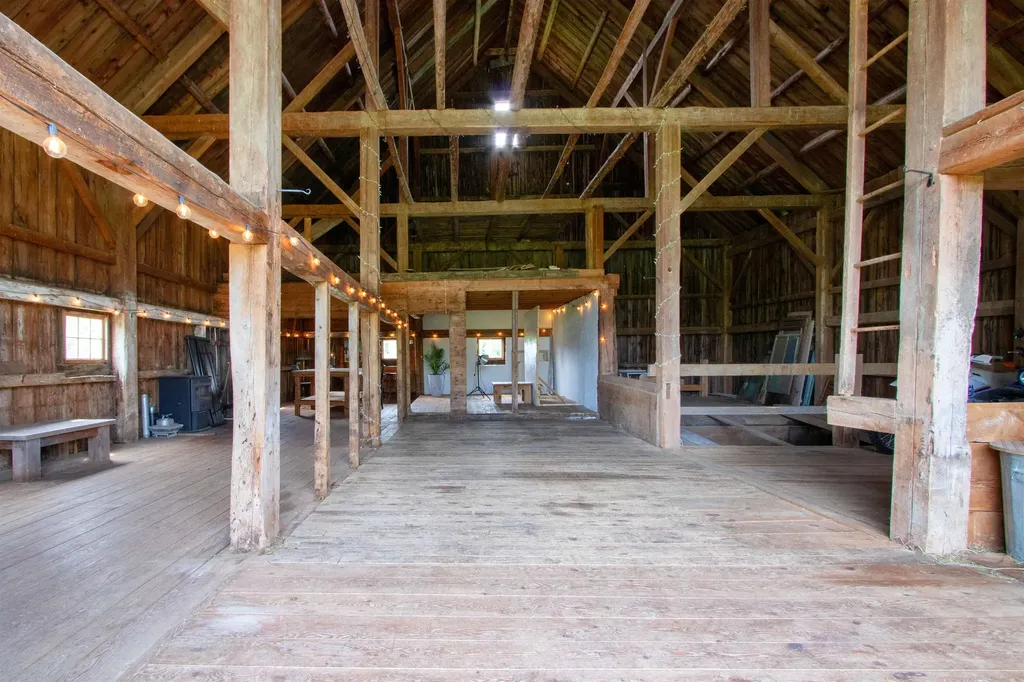 87 Porter Road Bath NH 03740