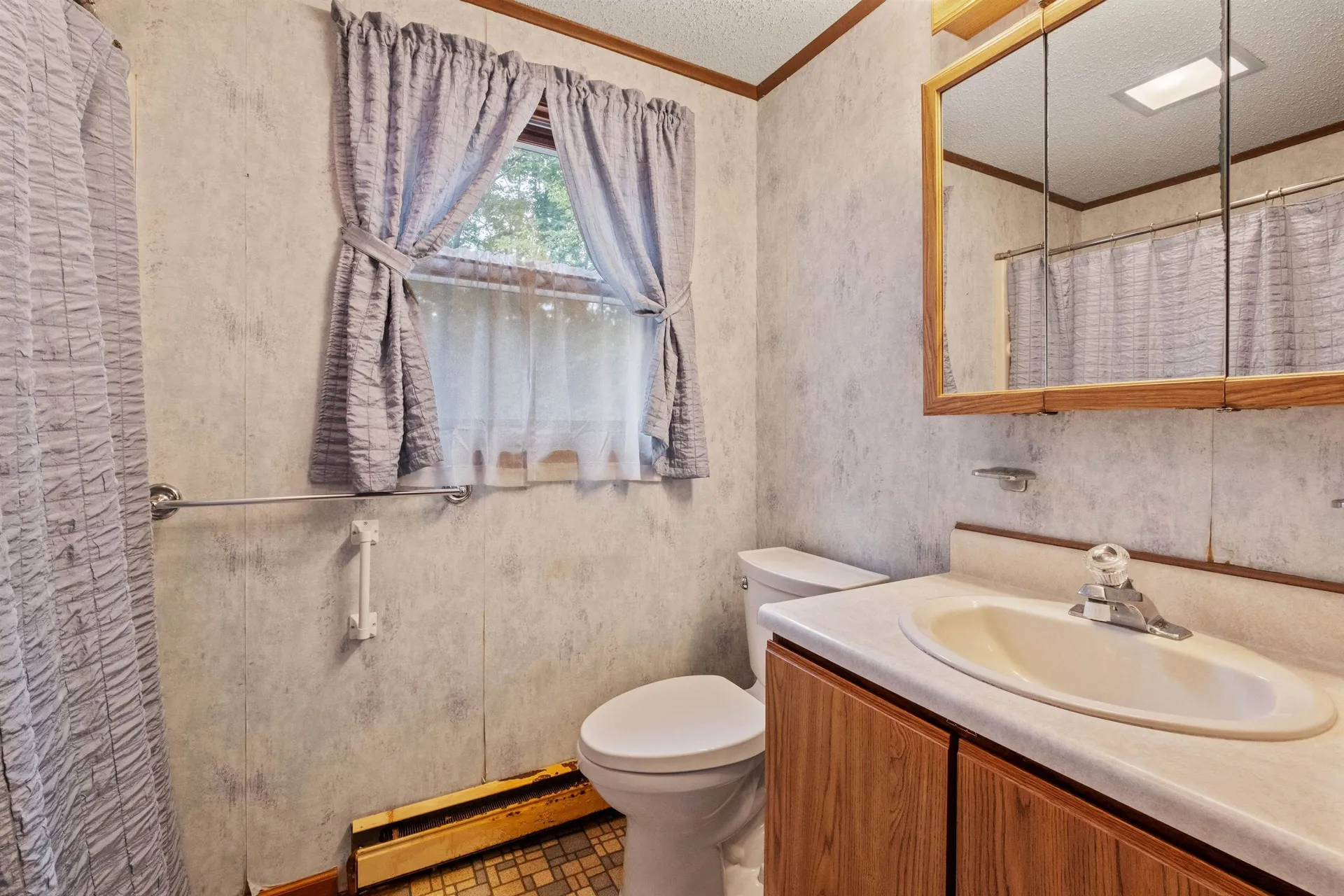 6 Whispering Pines Lane Northwood NH 03261