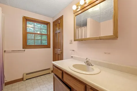 6 Whispering Pines Lane Northwood NH 03261