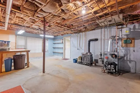 6 Whispering Pines Lane Northwood NH 03261