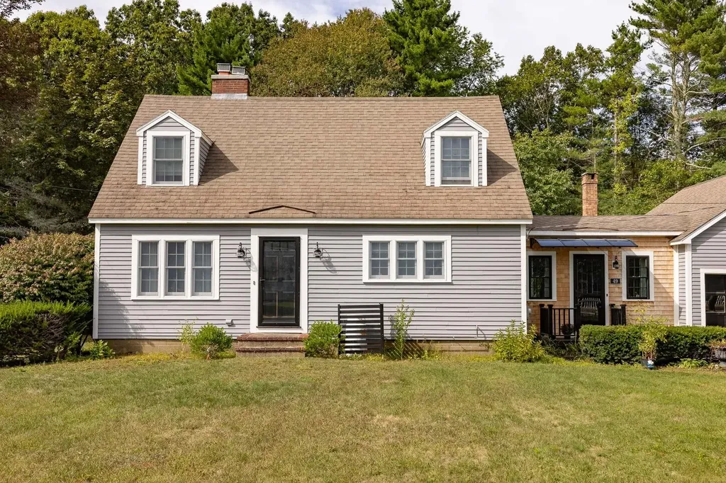 49 South Road North Hampton NH 03862