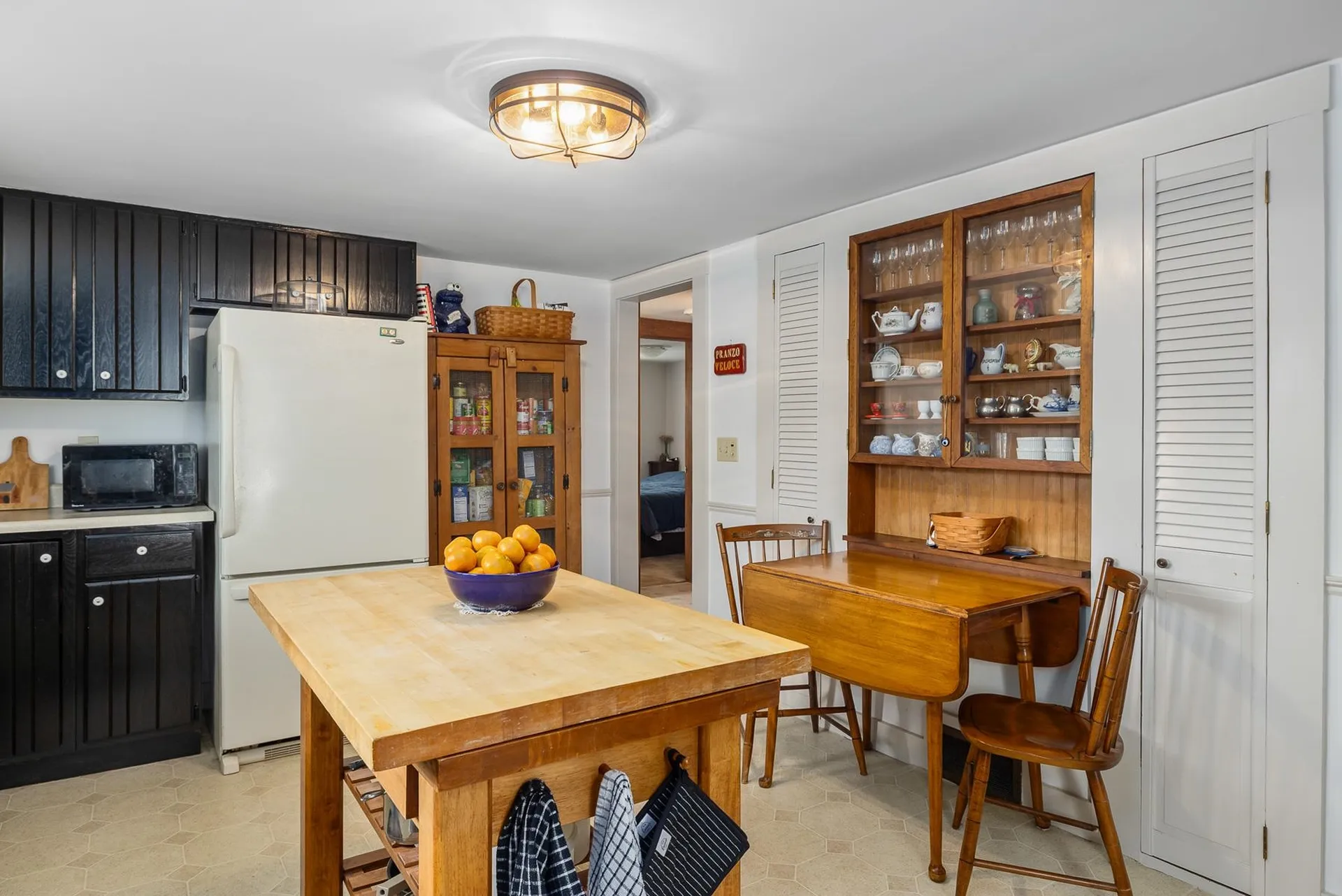 49 South Road North Hampton NH 03862