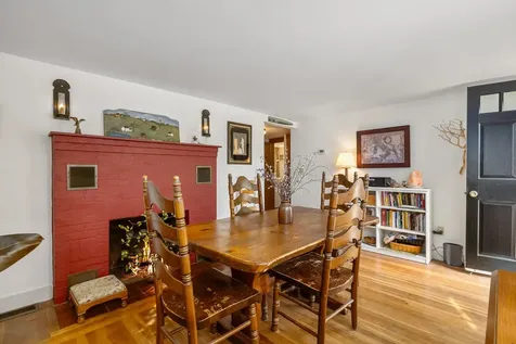 49 South Road North Hampton NH 03862