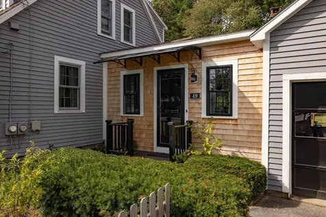 49 South Road North Hampton NH 03862