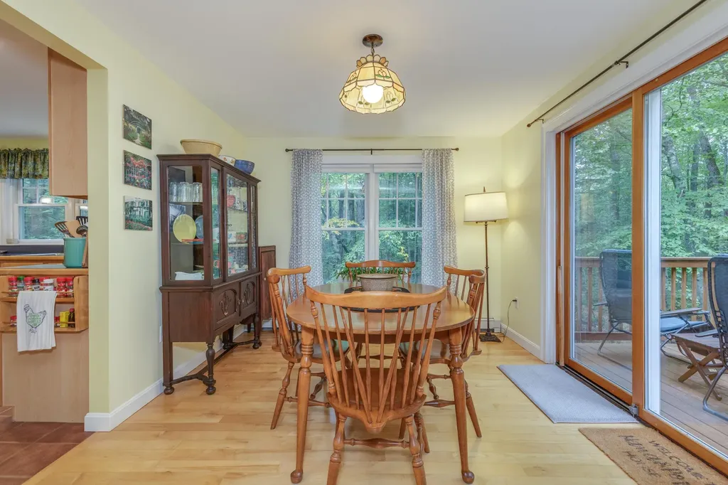 834 Borough Road Pembroke NH 03275