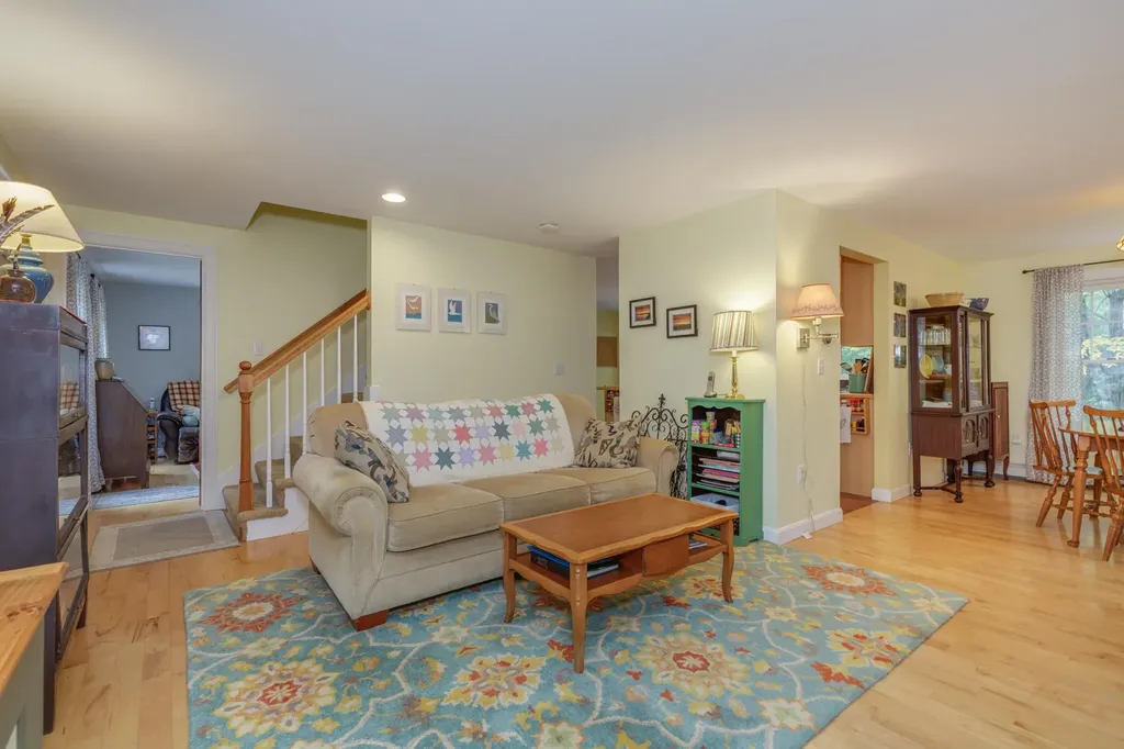 834 Borough Road Pembroke NH 03275