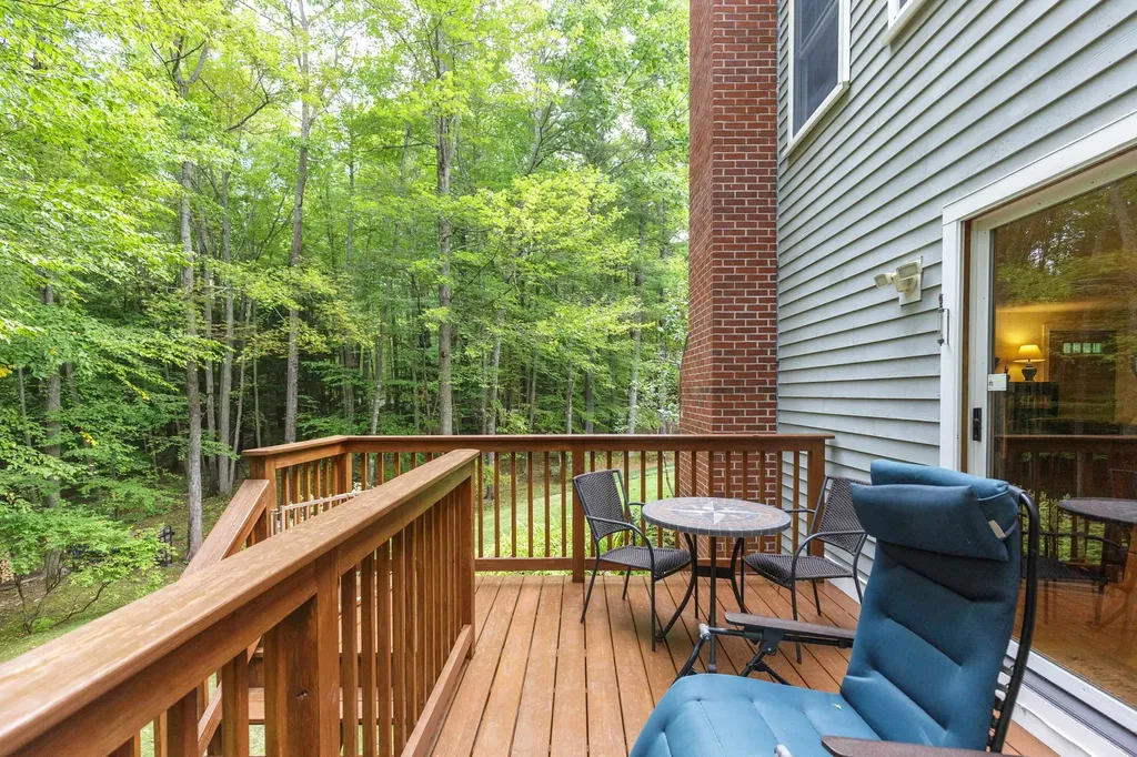 834 Borough Road Pembroke NH 03275