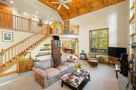 33 Fore Seasons Drive Wilmington VT 05363