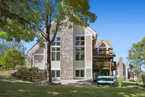 33 Fore Seasons Drive Wilmington VT 05363