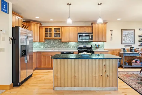 33 Fore Seasons Drive Wilmington VT 05363