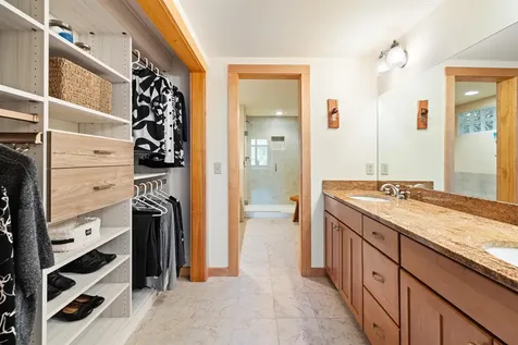 33 Fore Seasons Drive Wilmington VT 05363