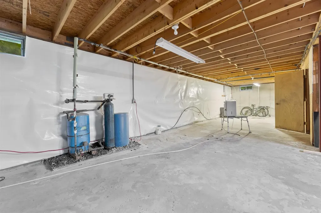 123 Oak Hill Road Wardsboro VT 05360