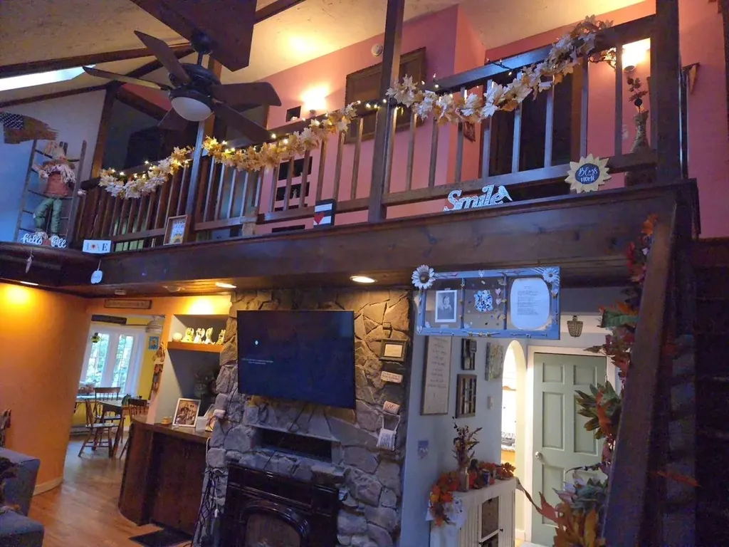 15 Fredwood Drive Chichester NH 03258