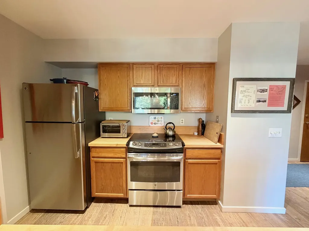 130 Upper Snow Creek Road Warren VT 05674