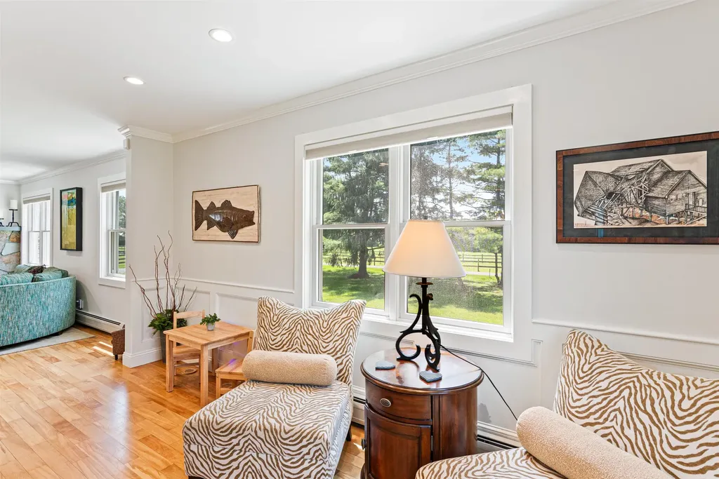 197 Middle Road Colchester VT 05446