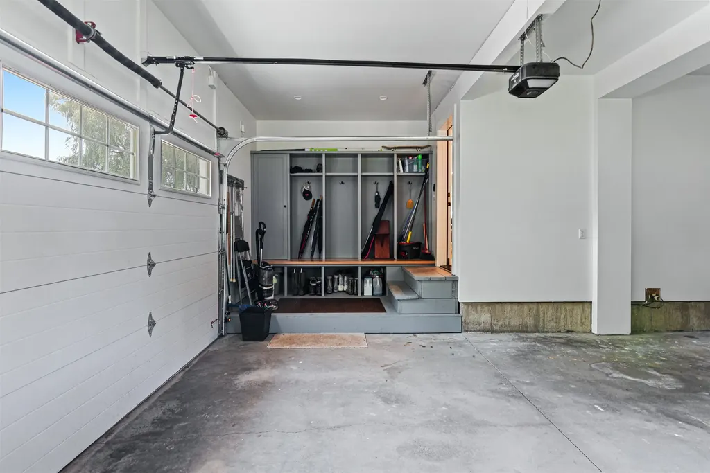 197 Middle Road Colchester VT 05446