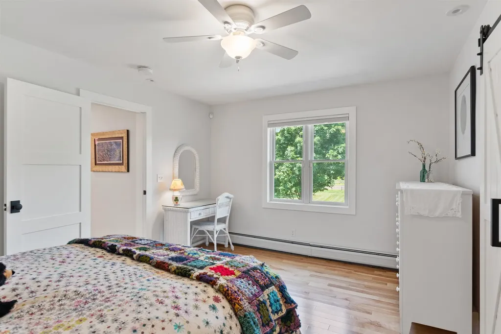 197 Middle Road Colchester VT 05446