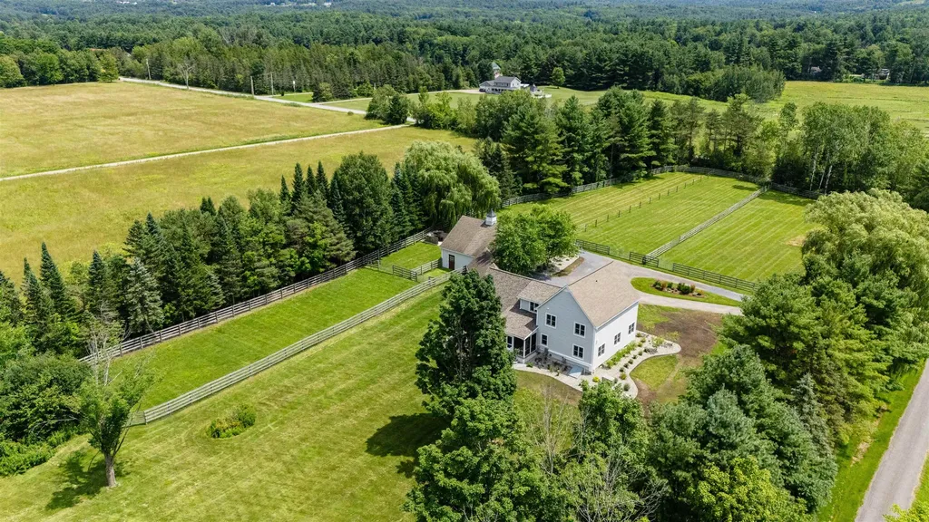 197 Middle Road Colchester VT 05446