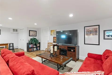 197 Middle Road Colchester VT 05446