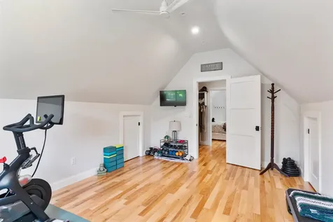 197 Middle Road Colchester VT 05446