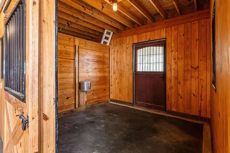 197 Middle Road Colchester VT 05446