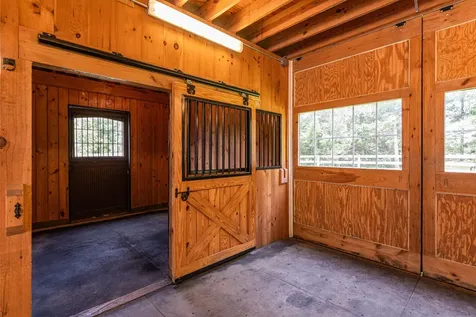 197 Middle Road Colchester VT 05446