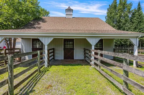 197 Middle Road Colchester VT 05446