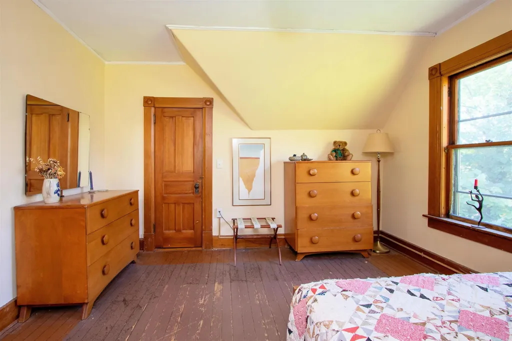 225 Charles Street Lyndon VT 05851